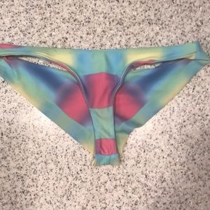 Moana bikini bottom gently worn